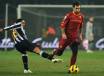 Mirko Vucinic in azione contro la Juventus