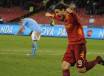 Pablo Daniel Osvaldo esulta dopo il suo gol al San Paolo di Napoli