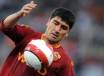 Il centrocampista della Roma David Pizarro
