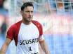 La maglia mostrata da Totti per scusarsi del gol mancato fino ad oggi