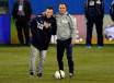 Cassano scherza con Prandelli in occasione dell'amichevole tra Italia ed USA del Febbraio scorso (Getty Images)