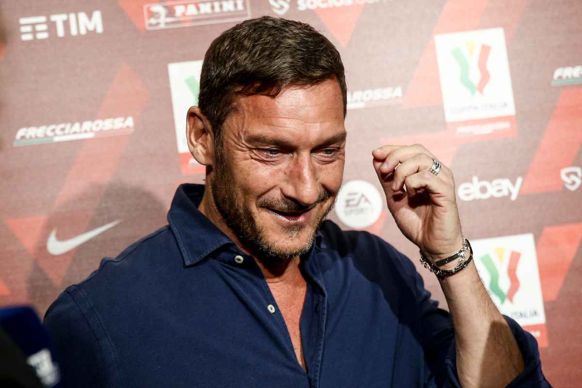 Cessione agli arabi e ritorno alla Roma, Totti: "Non è vero niente"