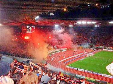 La curva sud nel Derby Lazio Roma