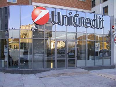 Una filiale del marchio Unicredit