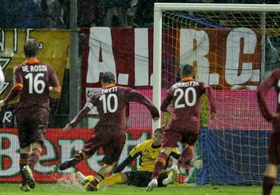 Parma FC v AS Roma - Serie A