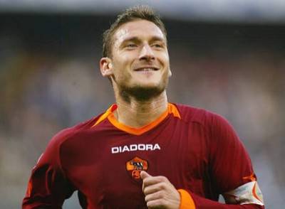 fabri fibra come totti