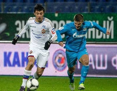 L'attaccante russo Alan Dzagoev (a sinistra) (Getty Images)