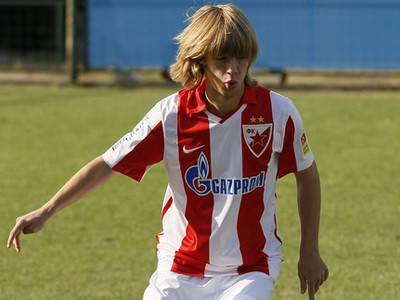 Il centrocampista della Stella Rossa Filip Jankovic