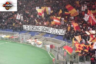 La Curva Sud ieri sera (foto asromalive.it)