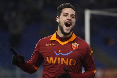 L'attaccante giallorosso Mattia Destro