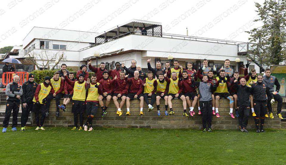 La foto pubblicata dalla Roma per il presidente Pallotta