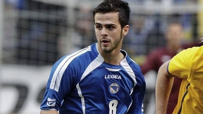 Pjanic con la Nazionale bosniaca