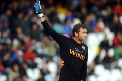 Il portiere della Roma Bogdan Lobont (Getty Images)