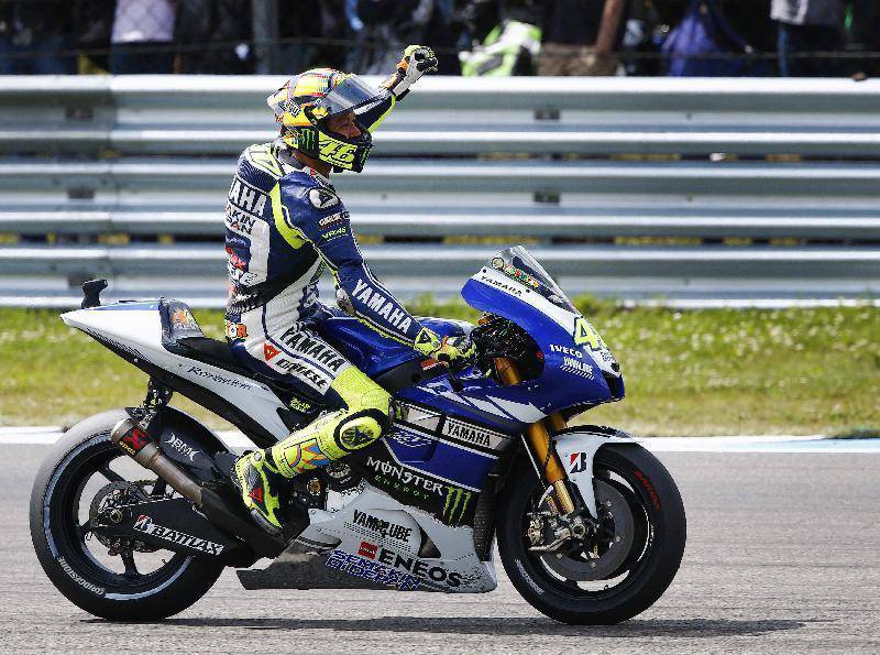 Valentino Rossi esulta dopo 3 anni