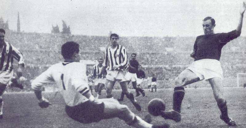 Manfredini segna alla Juventus