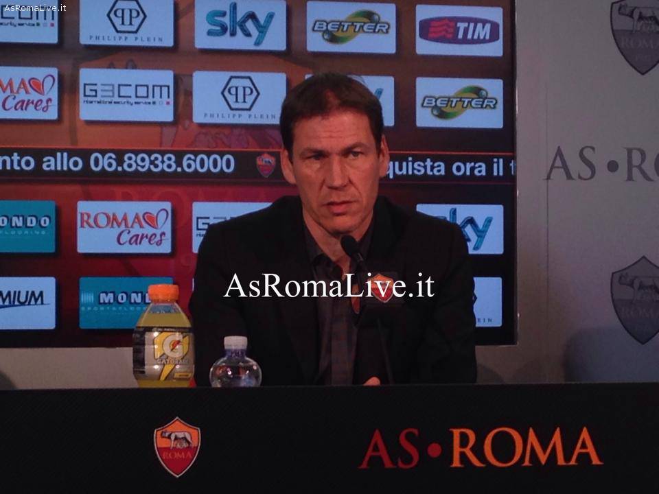 Garcia in conferenza stampa