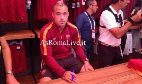 Nainggolan autografi