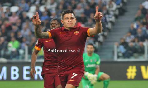 Juventus-Roma esultanza Iturbe