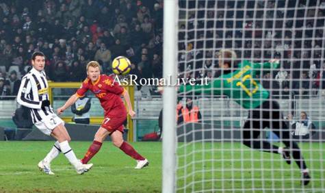 Riise gol juventus