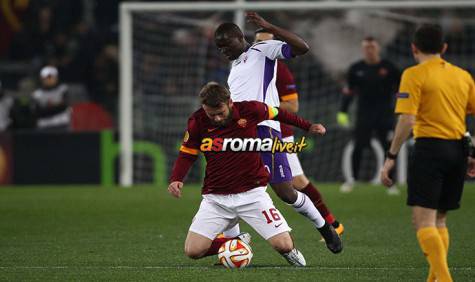 Roma-Fiorentina contrasto su De Rossi