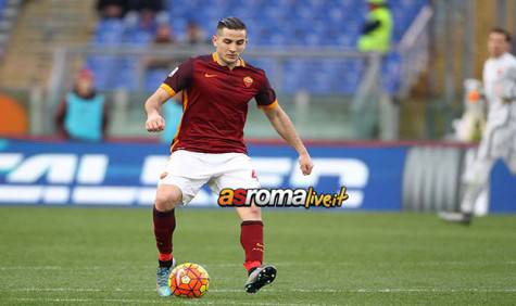 Manolas