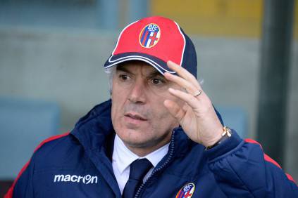 UDINE, ITALY - FEBRUARY 14: Head coach of Bologna FC Roberto Donadoni looks on during the Serie A match between Udinese Calcio and Bologna FC at Stadio Friuli on February 14, 2016 in Udine, Italy. (Photo by Dino Panato/Getty Images)