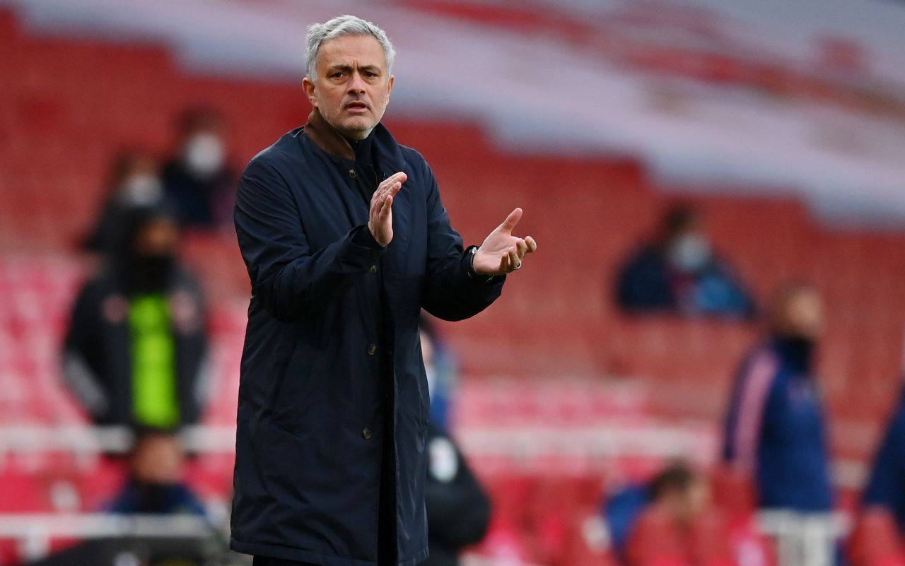 Calciomercato Roma, bomber a zero per Mourinho: c'è l'annuncio