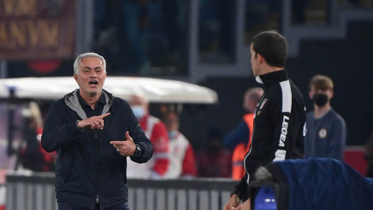roma juve mourinho rigore