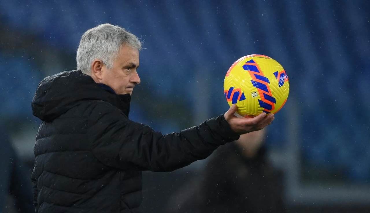 calciomercato roma mkhitaryan