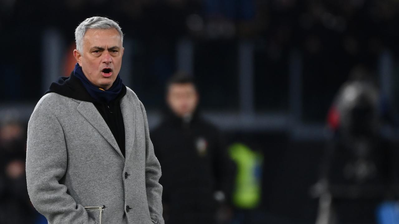 Calciomercato Roma Mourinho Villar Sampdoria