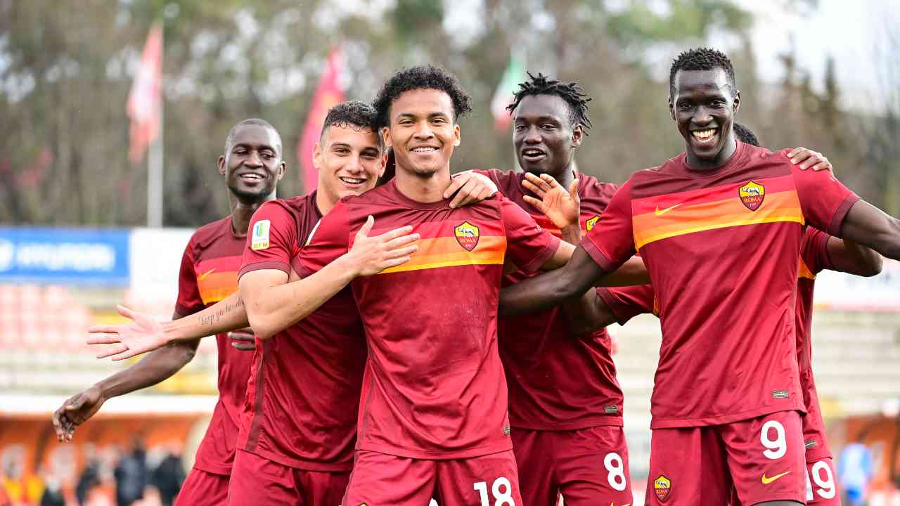 calciomercato roma providence prestito estoril