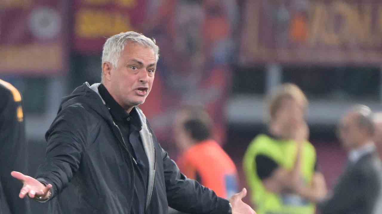 Calciomercato Roma, epilogo a sorpresa: incontro e firma