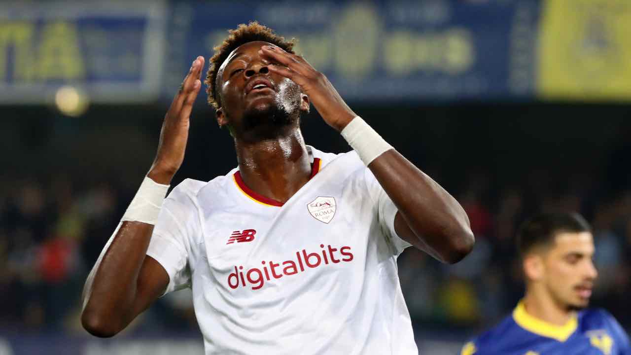 Verona-Roma, goal divorato e tifosi furiosi: "Scherzo di Halloween"