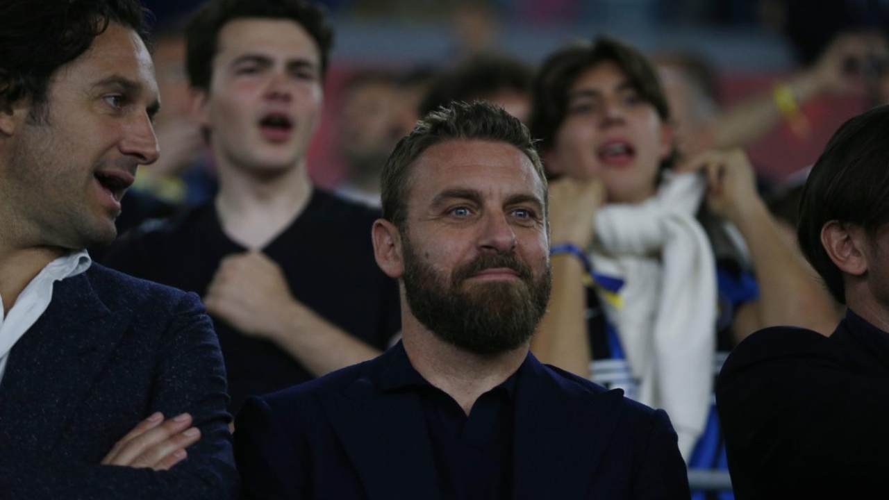 Accordo trovato e firma De Rossi