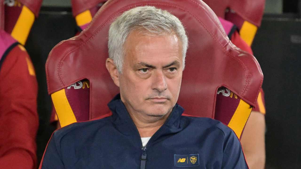 Roma, balzo da 167 milioni per Mourinho: Lazio doppiata