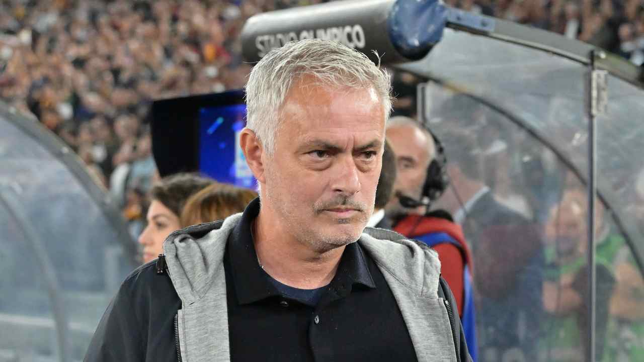 Probabili formazioni Verona-Roma, ancora esclusione per Mourinho