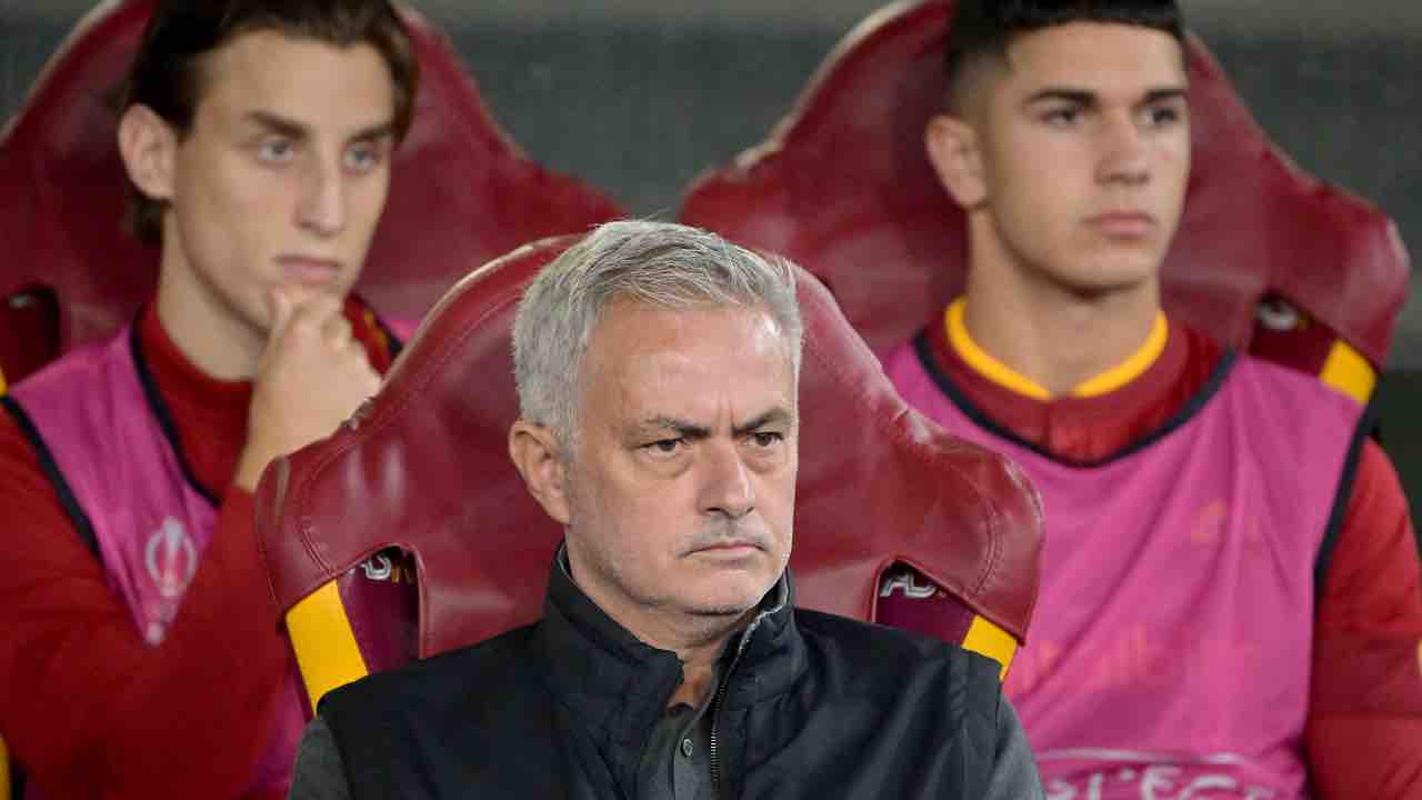 Roma-Lazio, Sarri risolve il ‘giallo‘ Immobile | Mou: "Camara titolare? Vi spiego"