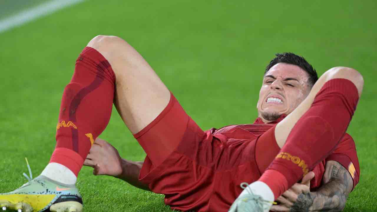 Roma-Lazio, lo ‘cacciano‘ all'intervallo: "Regalo di Natale, via subito"