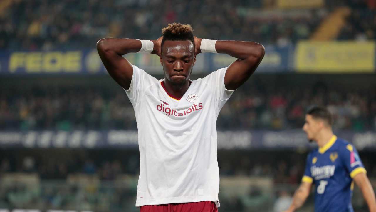 Roma, Abraham è un caso "Mondiale": convocazione a rischio