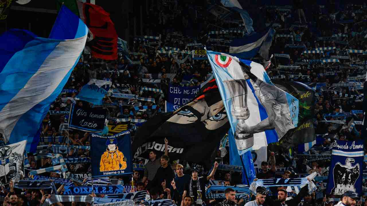 Cori antisemiti Roma-Lazio