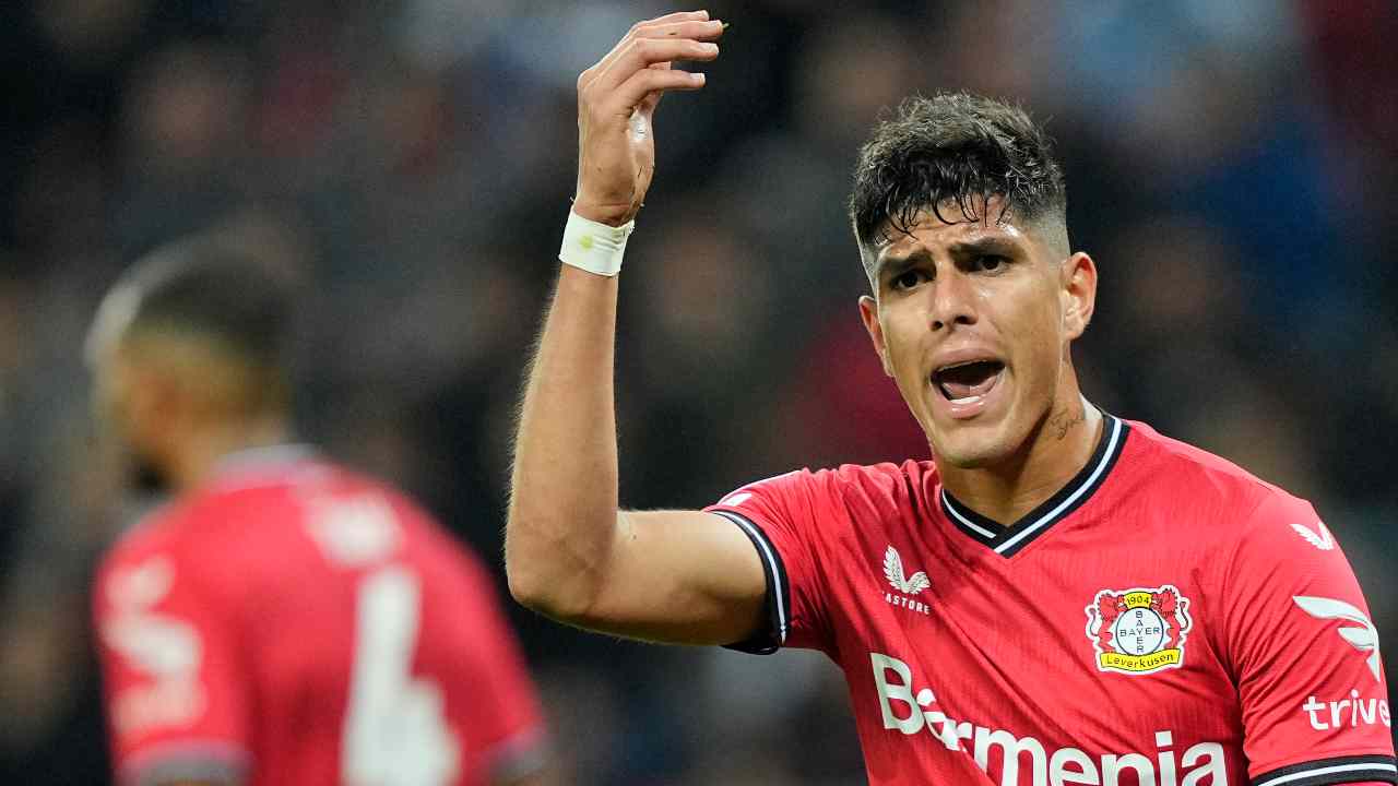 Calciomercato Roma, colpaccio in difesa: apertura ufficiale