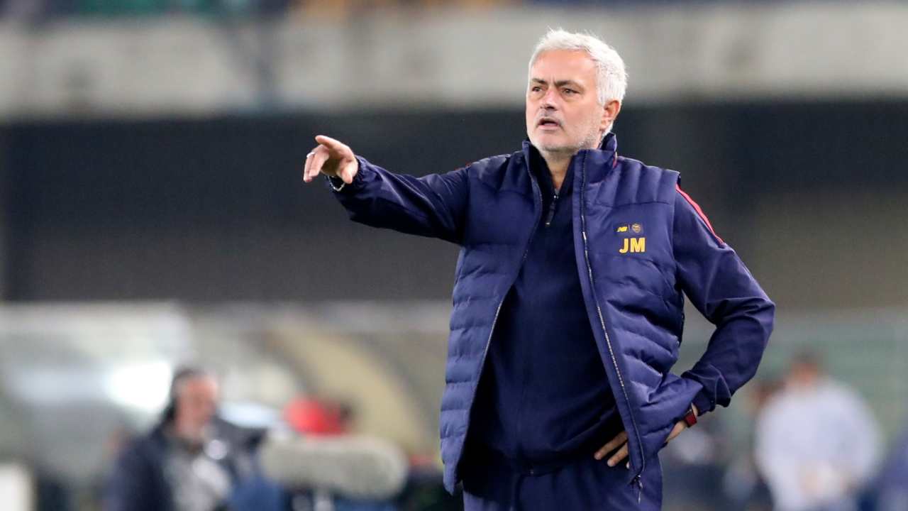 Calciomercato Roma, eliminazione e rivoluzione: costretti a vendere