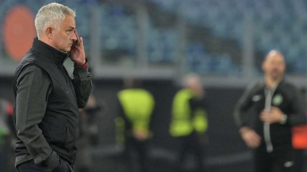 Roma, Mourinho ne ha combinata un'altra: c'è riuscito solo lui