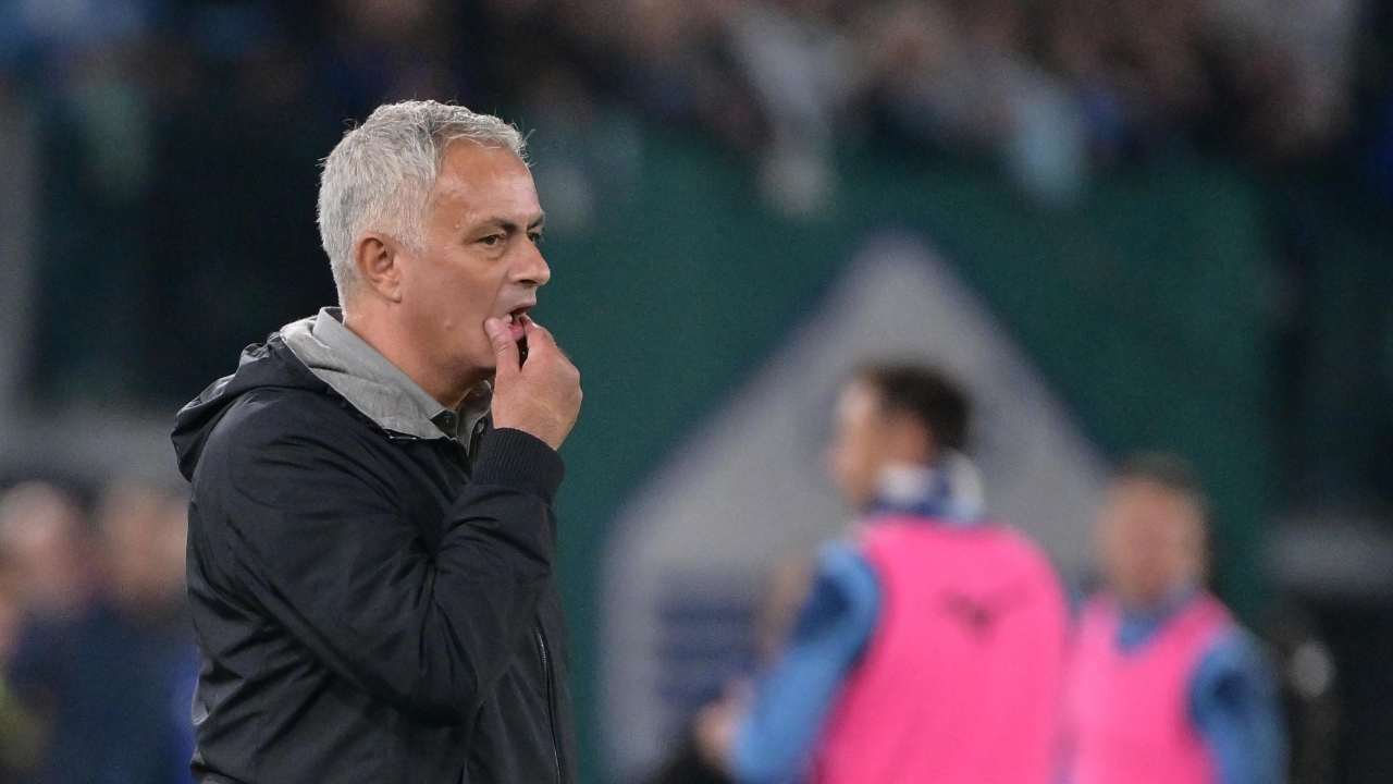 Calciomercato Roma, caos Mourinho: addio anticipato e tentazione big