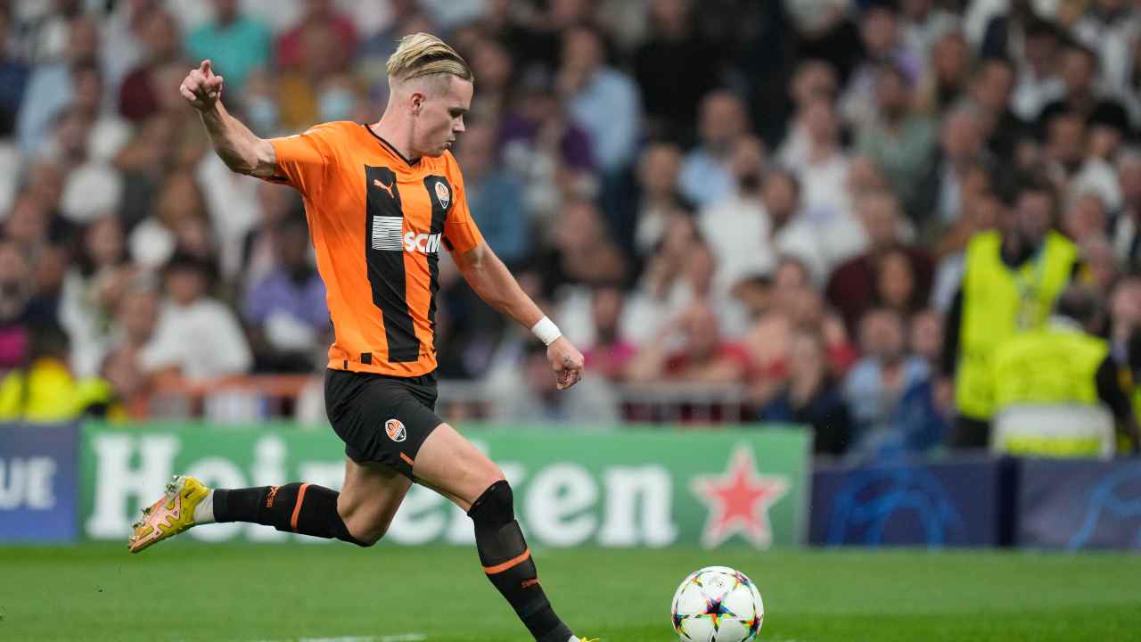 Calciomercato Roma, eliminazione e addio immediato: annuncio a sorpresa