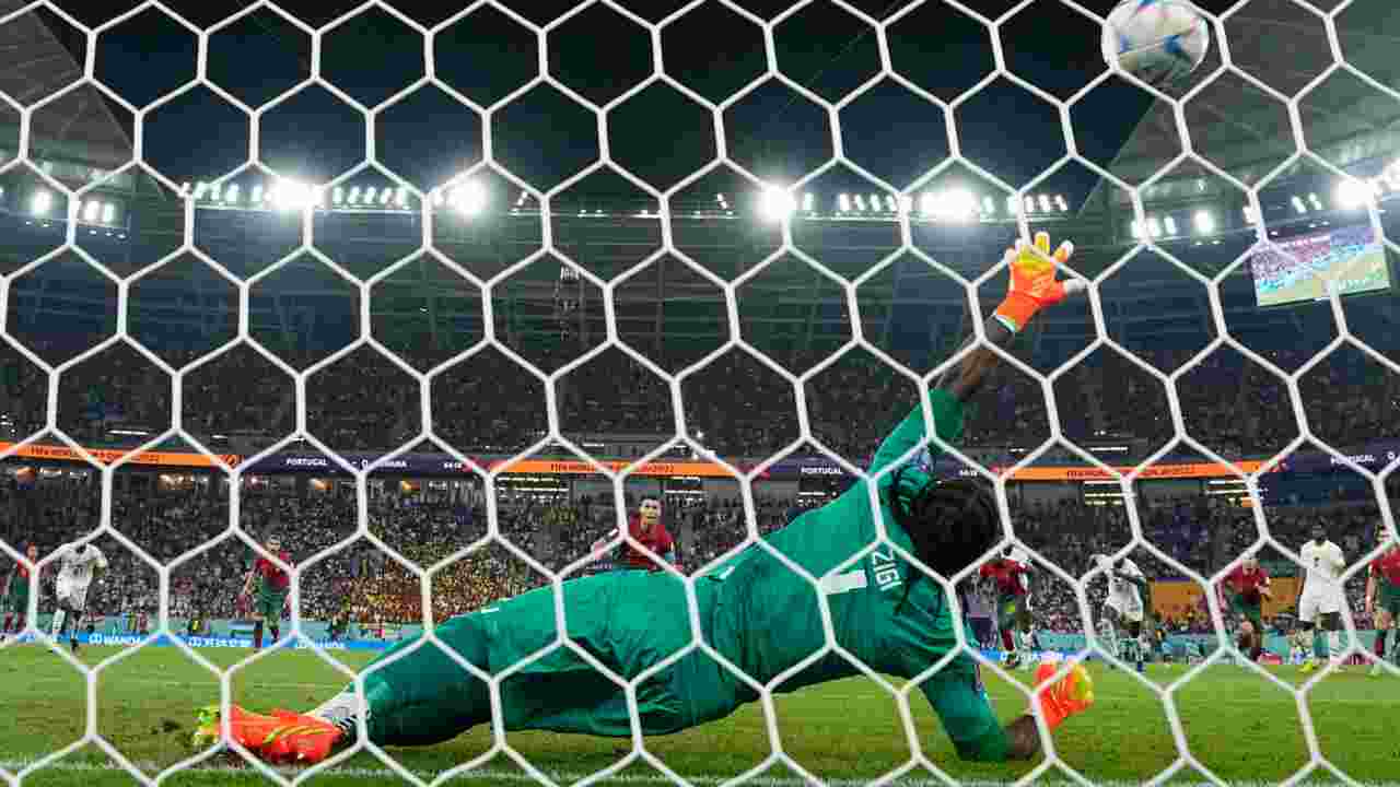 TV PLAY | Cristiano Ronaldo, offerti 300 milioni: "Farebbe fatica anche in Arabia"