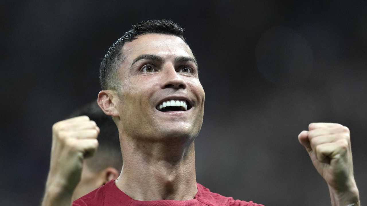 Calciomercato, accordo choc con Ronaldo: firma fino al 2024