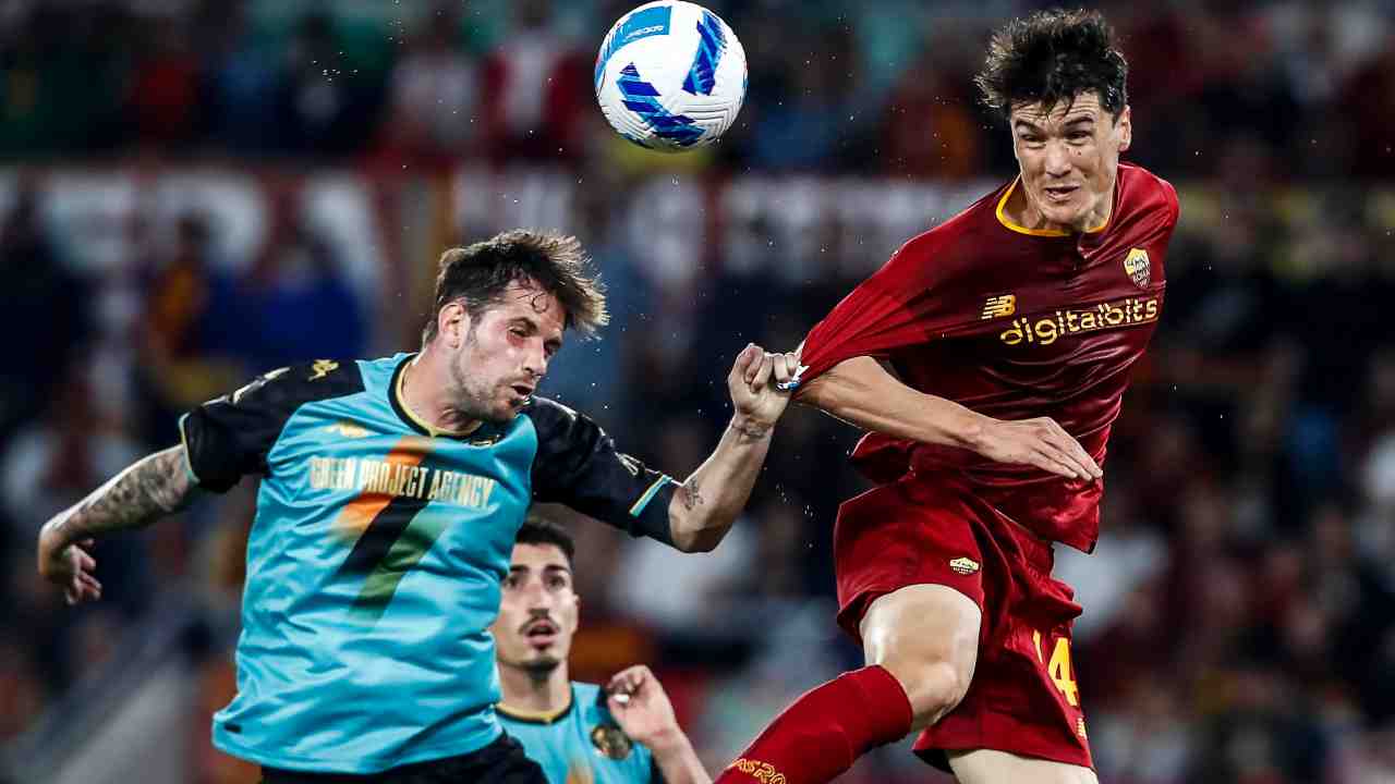 Calciomercato Roma, l'incrocio è doppio: a gennaio nuovo assalto