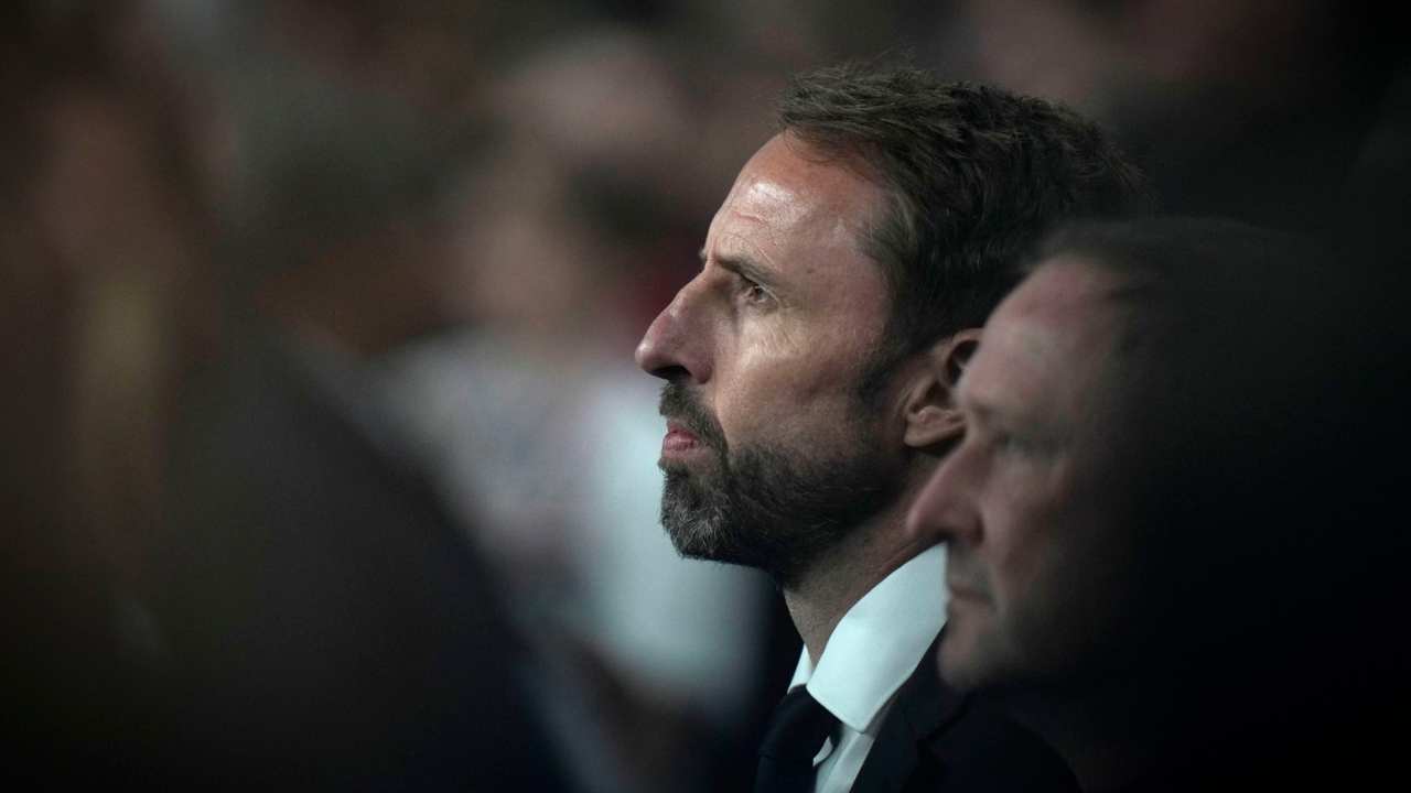 Roma, il gol di Abraham non basta: lo fanno fuori