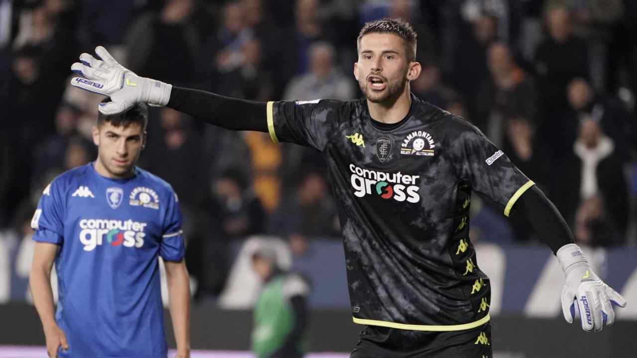Calciomercato Roma, bivio e scadenza 2024: la Juventus lo prenota a gennaio